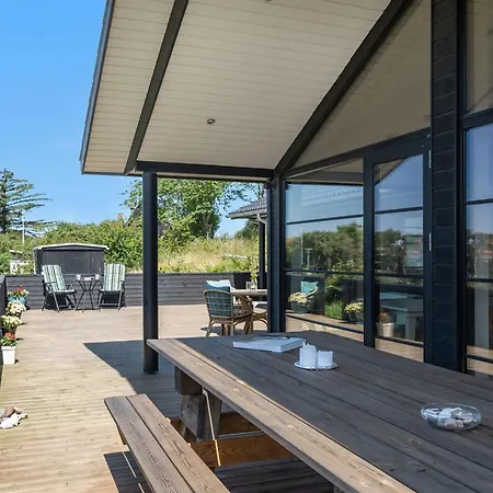 Gunver - 150m From The Sea By Interhome Feriehus Vejby